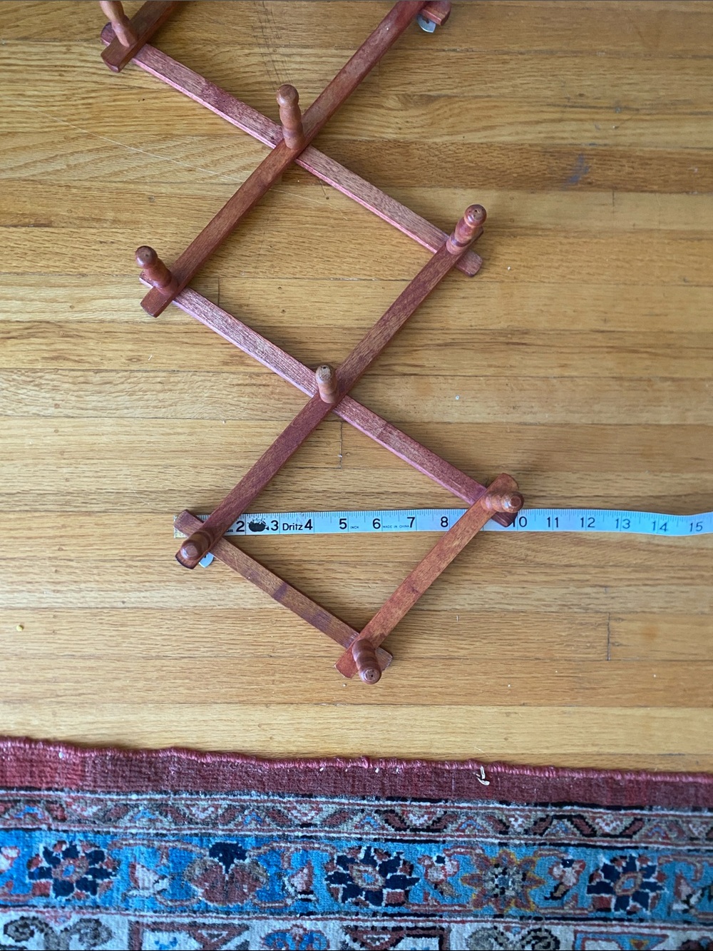 Expandable Wooden Wall Hook Rack - Picture 5 of 8